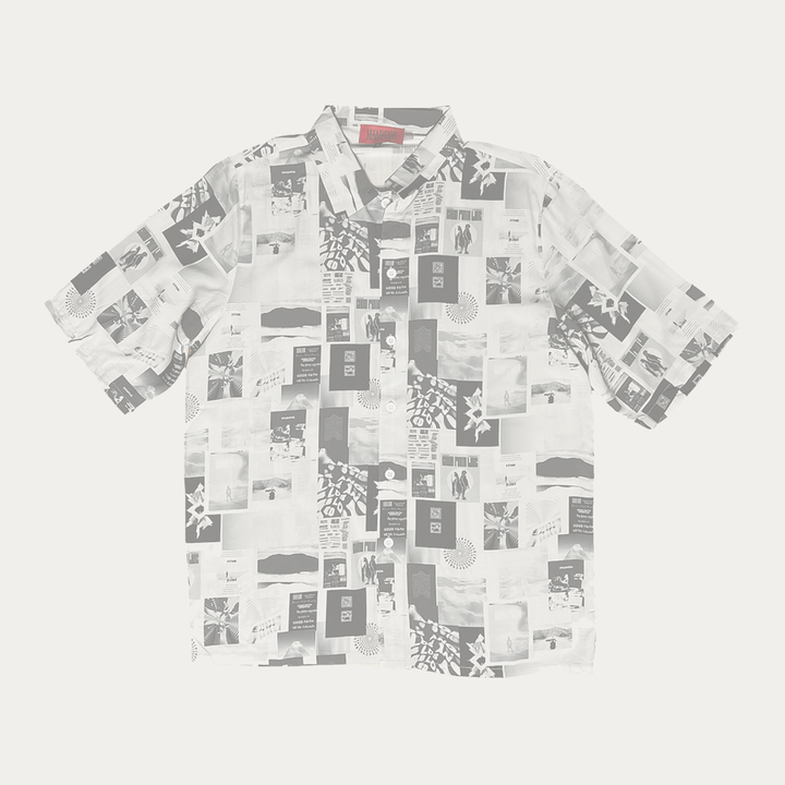 MURAL BUTTON UP